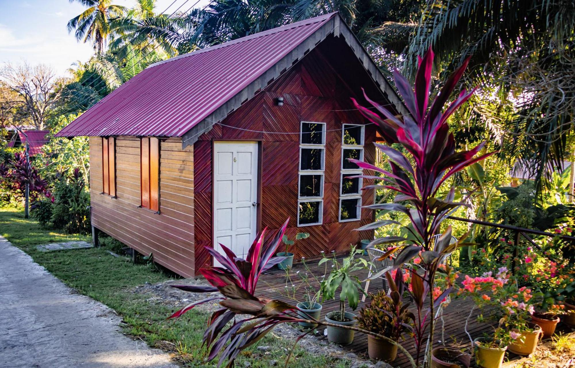 Hotel Timba Garden Free Town And Jetty Transport Semporna Exterior foto